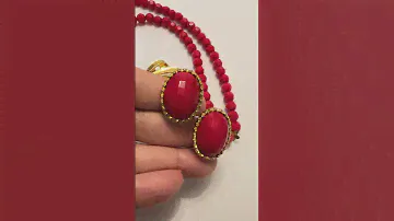 Винтажные клипсы с красной вставкой